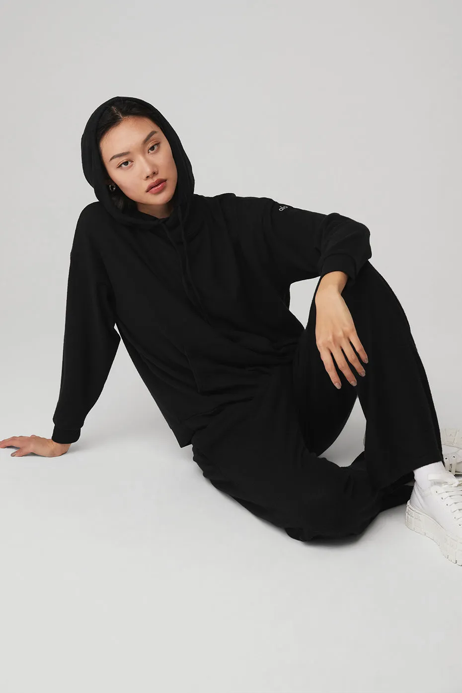 Alolux Cozy Hoodie - Black