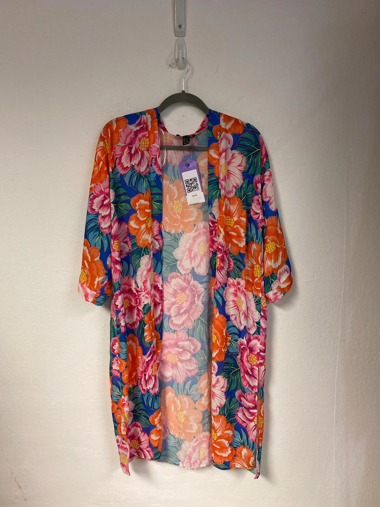 Bright and colourful open longline kimono, New Look, Size 18