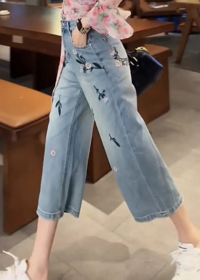 Casual Blue Embroideried Floral High Waist Crop Jeans LY7929