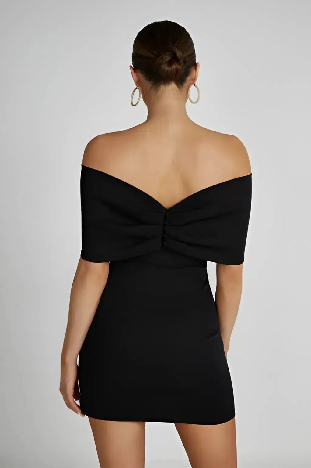 Faelina – Off-the-shoulder – Bow-accent dress