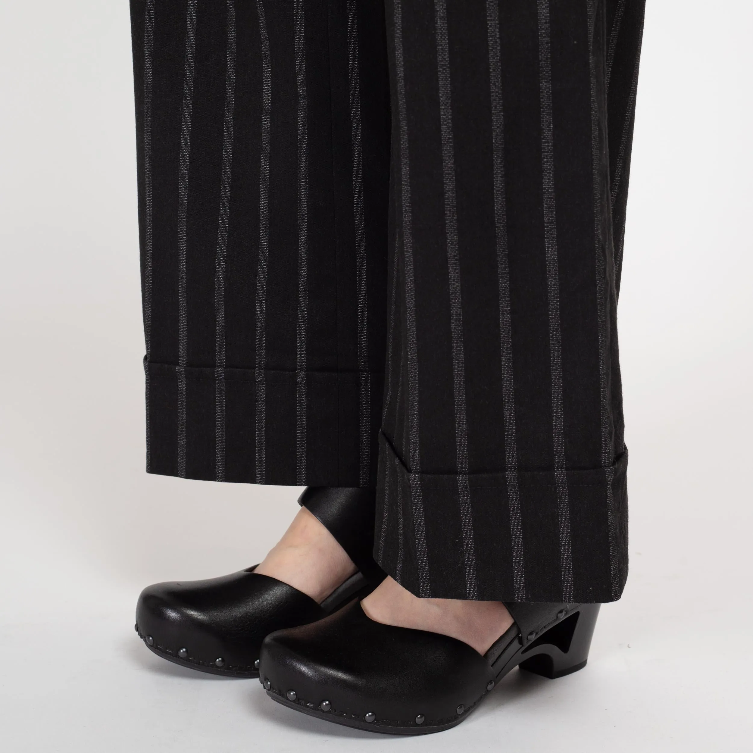 Medium 90s Black Striped Wide Leg Pants 30"