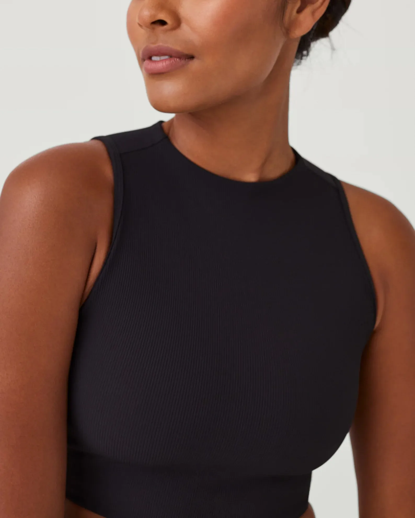 SPANX Contour Rib Mock Neck Crop Top