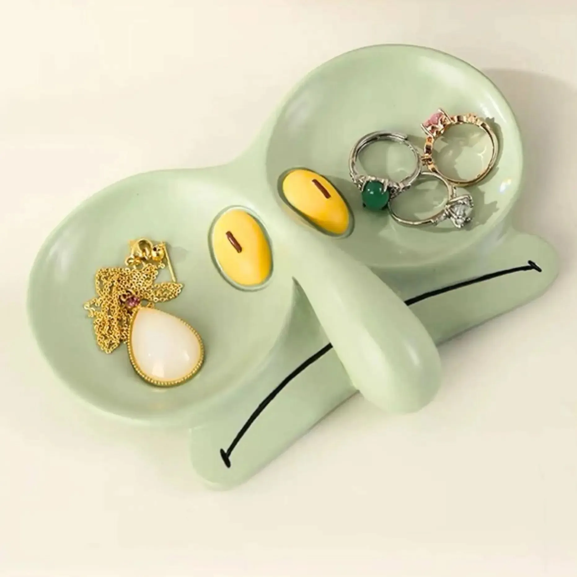 Squidward inspired Eyeglass Tray