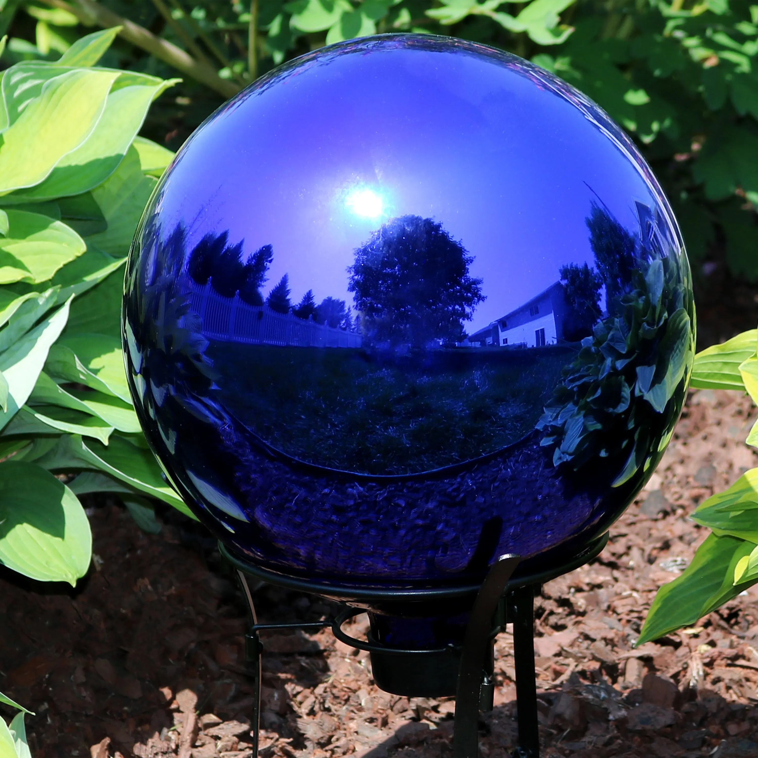 Sunnydaze Mirrored Glass Gazing Globe - 10"