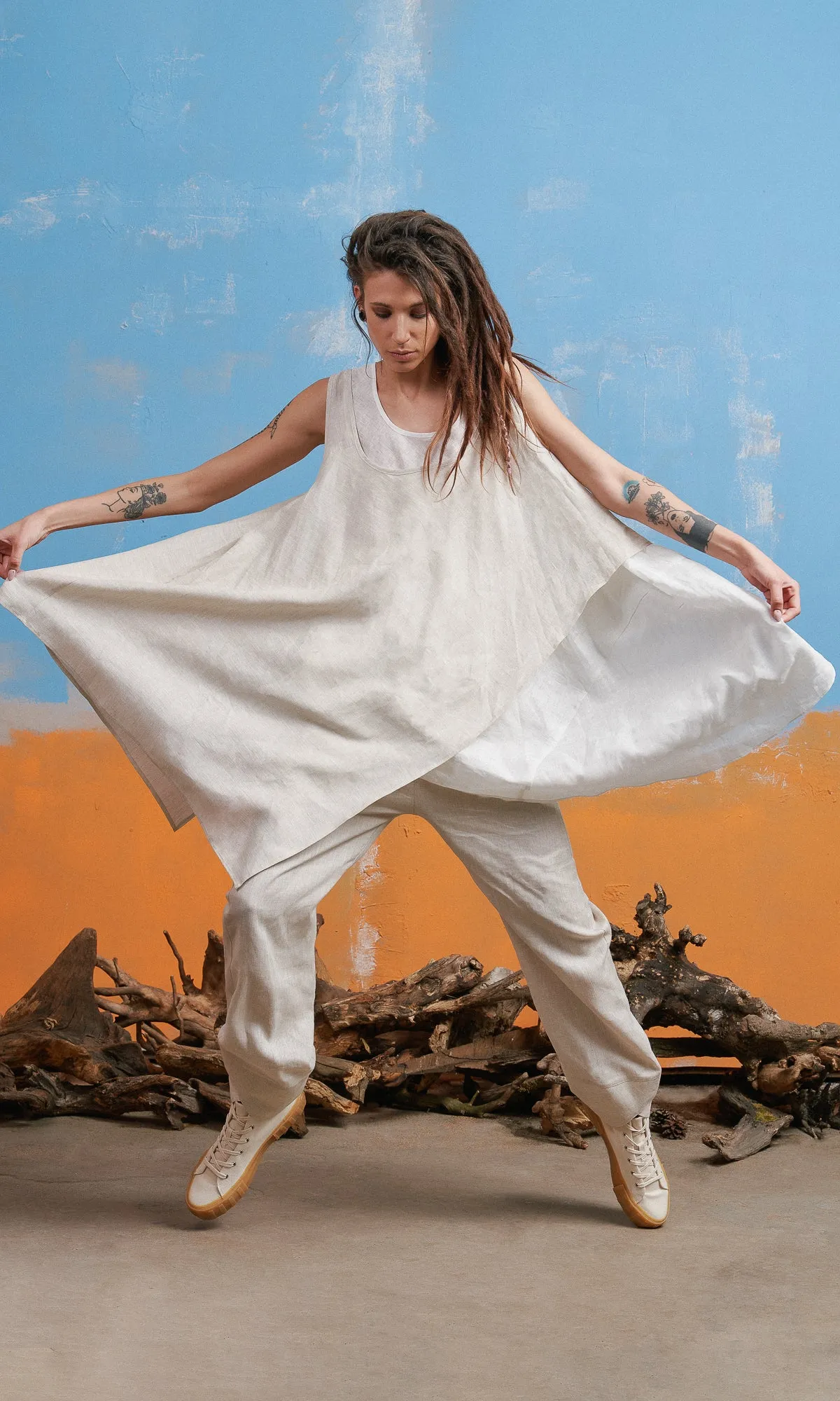 Two-piece Set of Layered Sleeveless Linen Tunic and Linen Pants